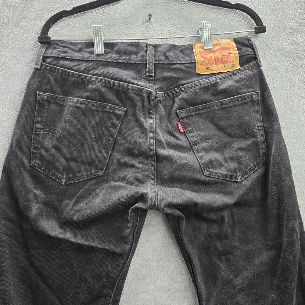 Levi's 501 Men Jeans 30X32 Black Denim Original Fit Straight Leg Button Fly - Picture 12 of 13